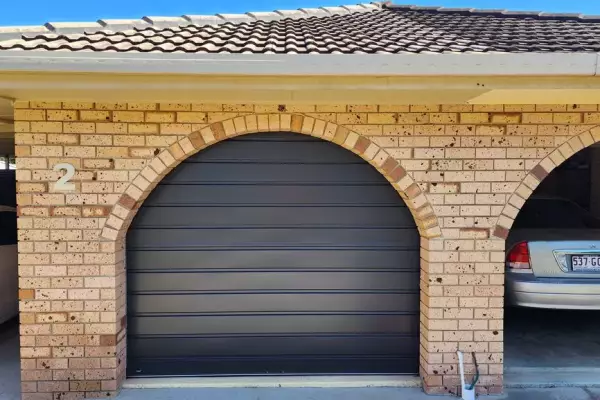Neo Single Roller Door