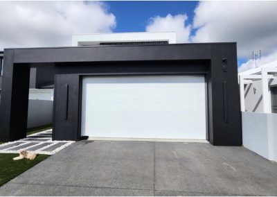 Nullarbor Panelift Double Sectional Garage Door